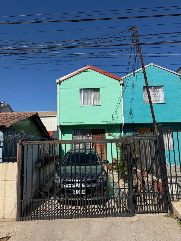 VENDO CASA PAREO SIMPLE DOS PISOS VILLA ALEMANA